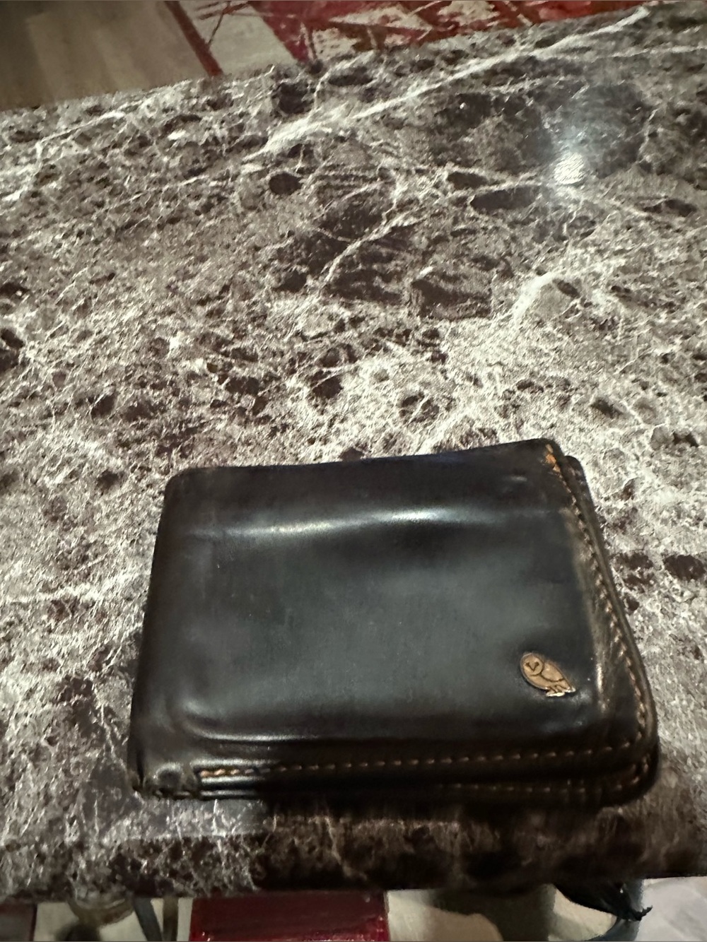 BellRoy Classic Black Leather Men's Bifold Wallet
